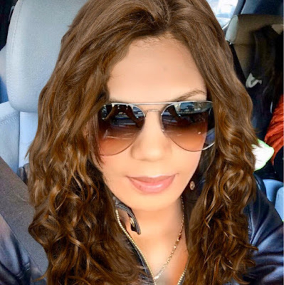 Meet your Posher, Kenia